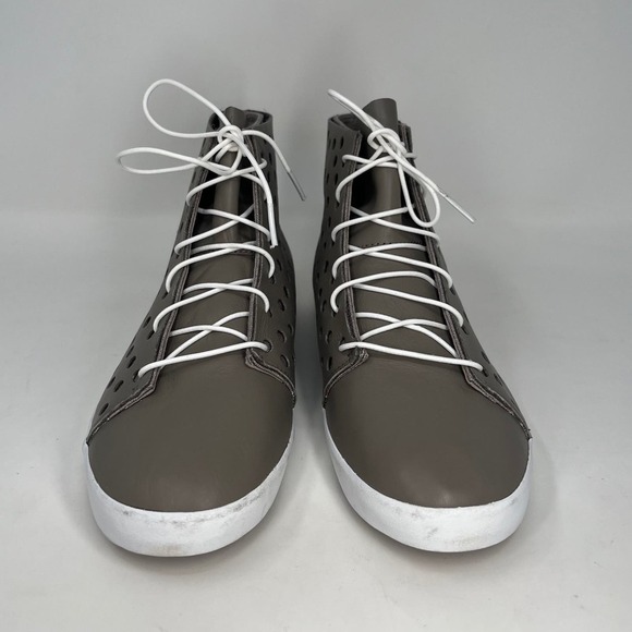 Volcom High Top Cut Out Circle Patterned Brown Sneakers Womens 8 - Picture 2 of 8